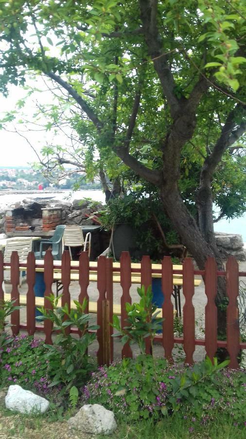 Apartment Gaga And Nia Đảo Krk Ngoại thất bức ảnh