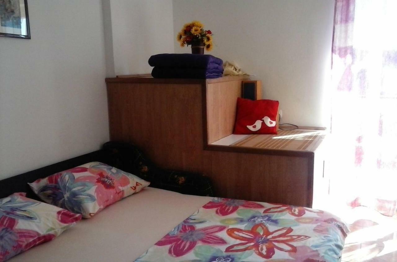 Apartment Gaga And Nia Đảo Krk Ngoại thất bức ảnh