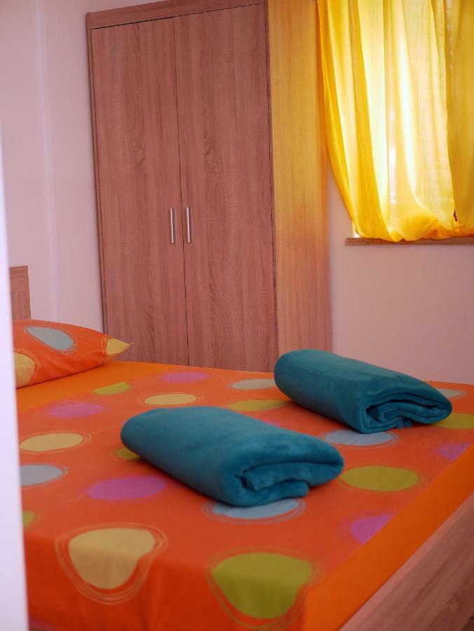 Apartment Gaga And Nia Đảo Krk Ngoại thất bức ảnh