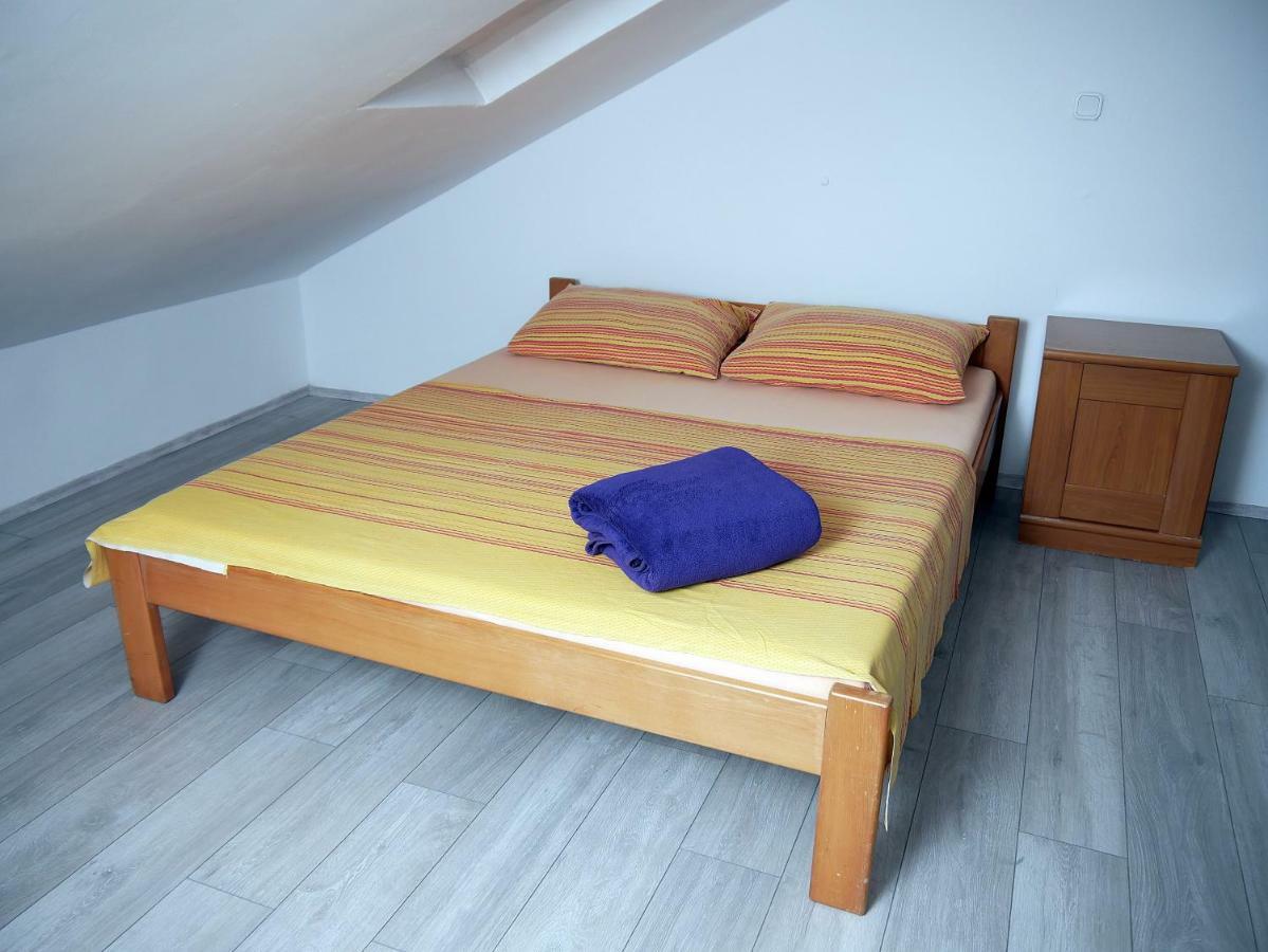 Apartment Gaga And Nia Đảo Krk Ngoại thất bức ảnh