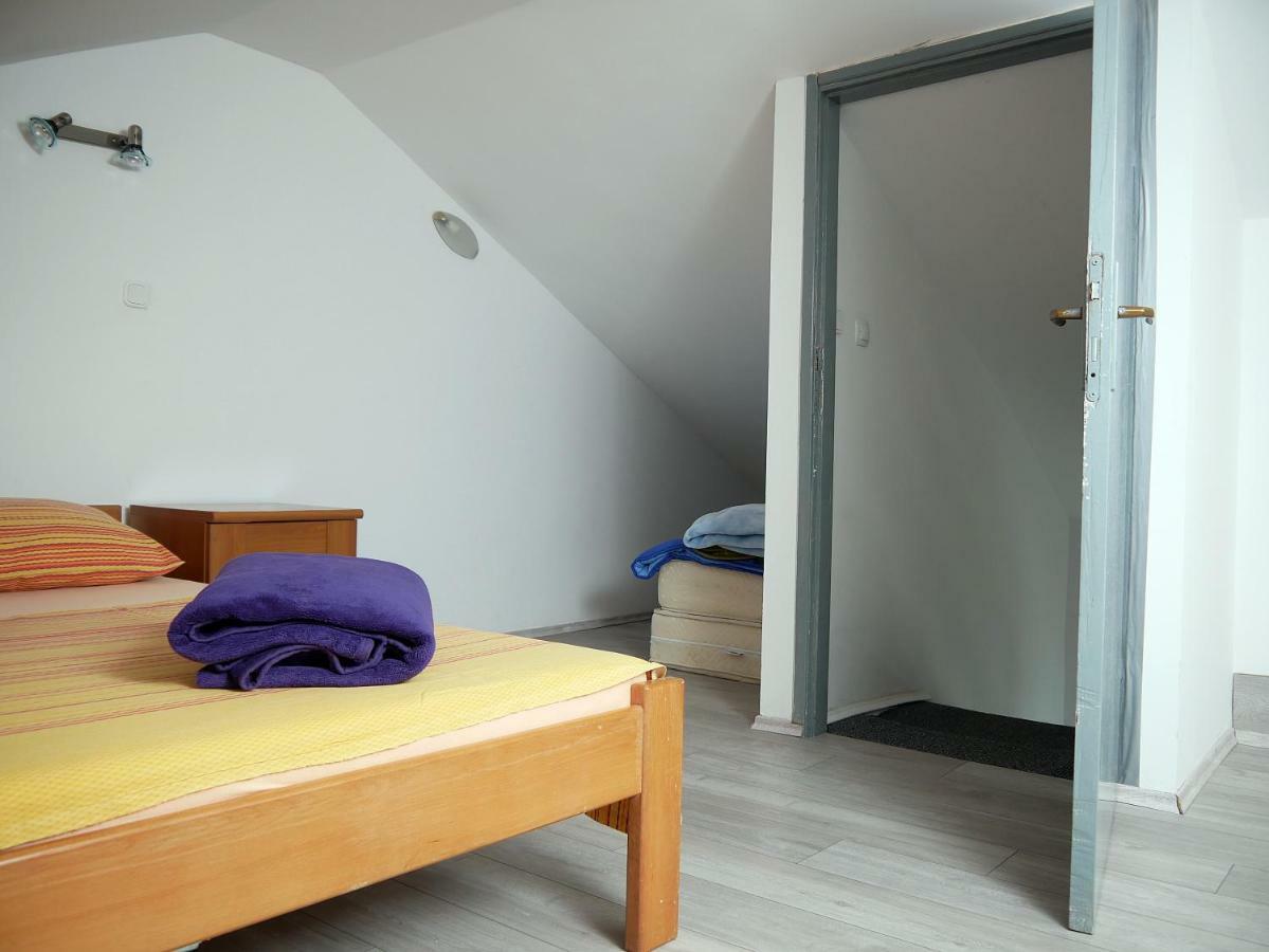 Apartment Gaga And Nia Đảo Krk Ngoại thất bức ảnh