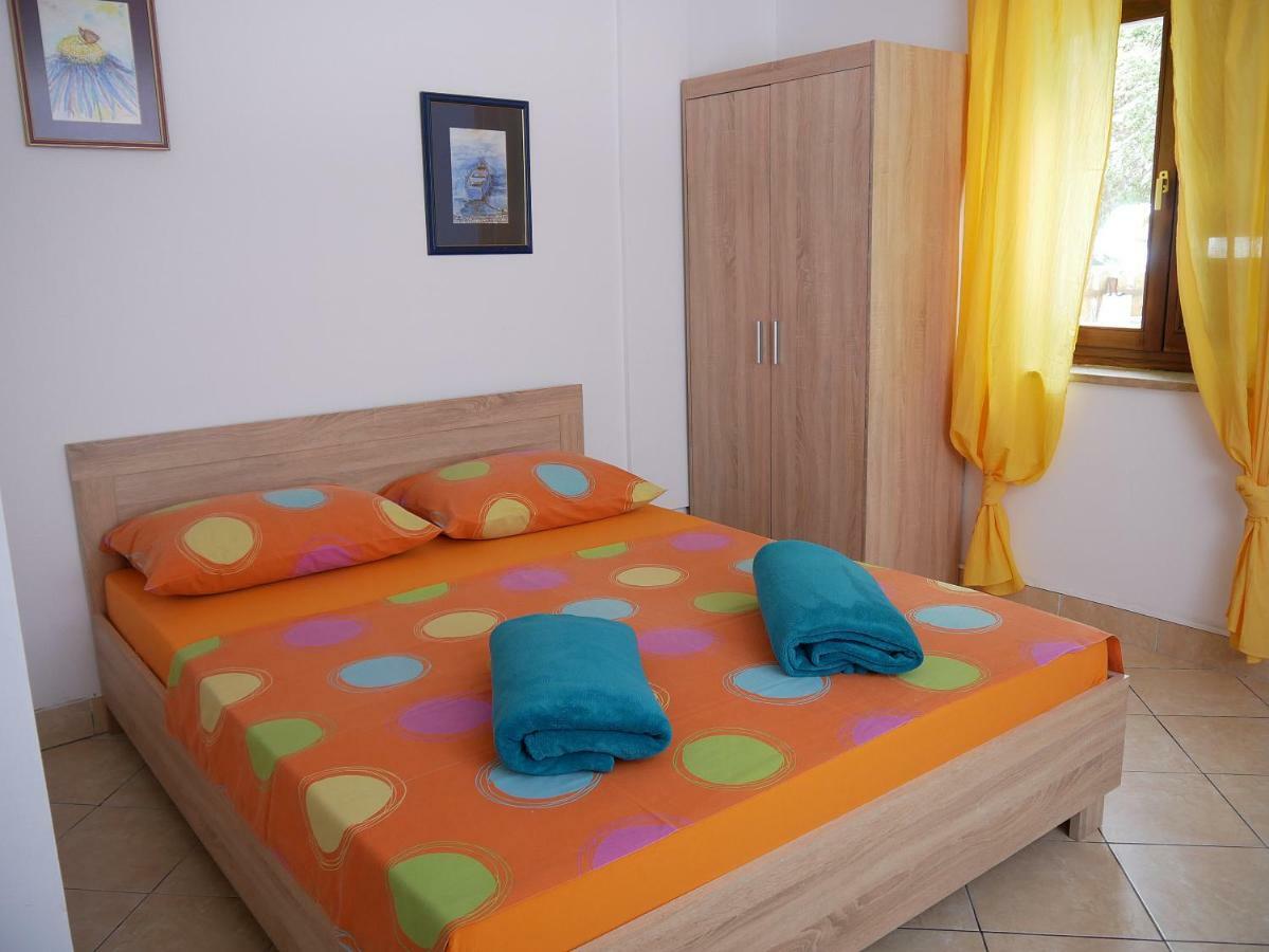 Apartment Gaga And Nia Đảo Krk Ngoại thất bức ảnh